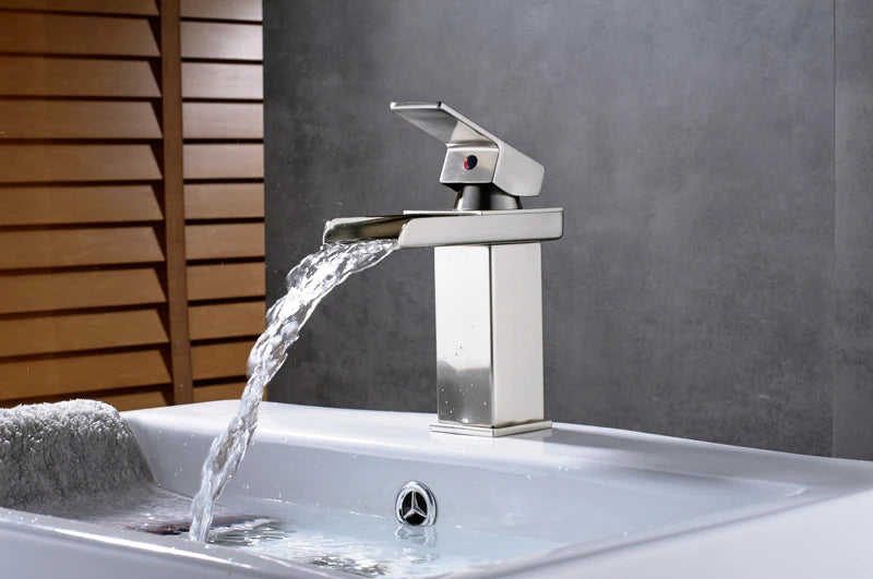 Grifo de baño cascada negro, lavabo, lavabo de tocador, grifo mezclador, grifo de agua fría y caliente, grifos de lavabo de baño de un solo orificio, grúa