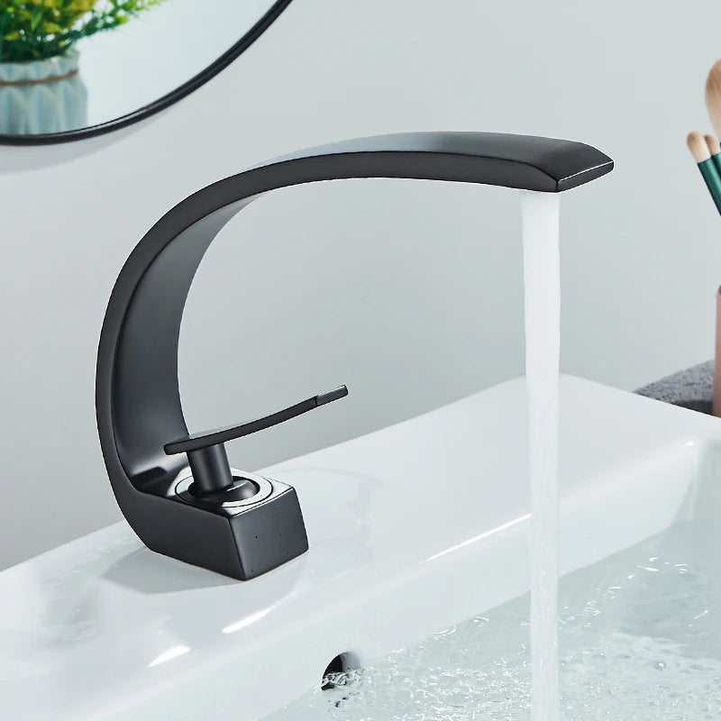 Grifo de lavabo muy actual, no lo dejes escapar