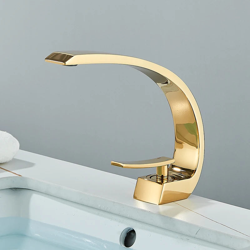 Grifo de lavabo muy actual, no lo dejes escapar